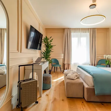 Trevi Imperial 3 Гостевой дом Рим